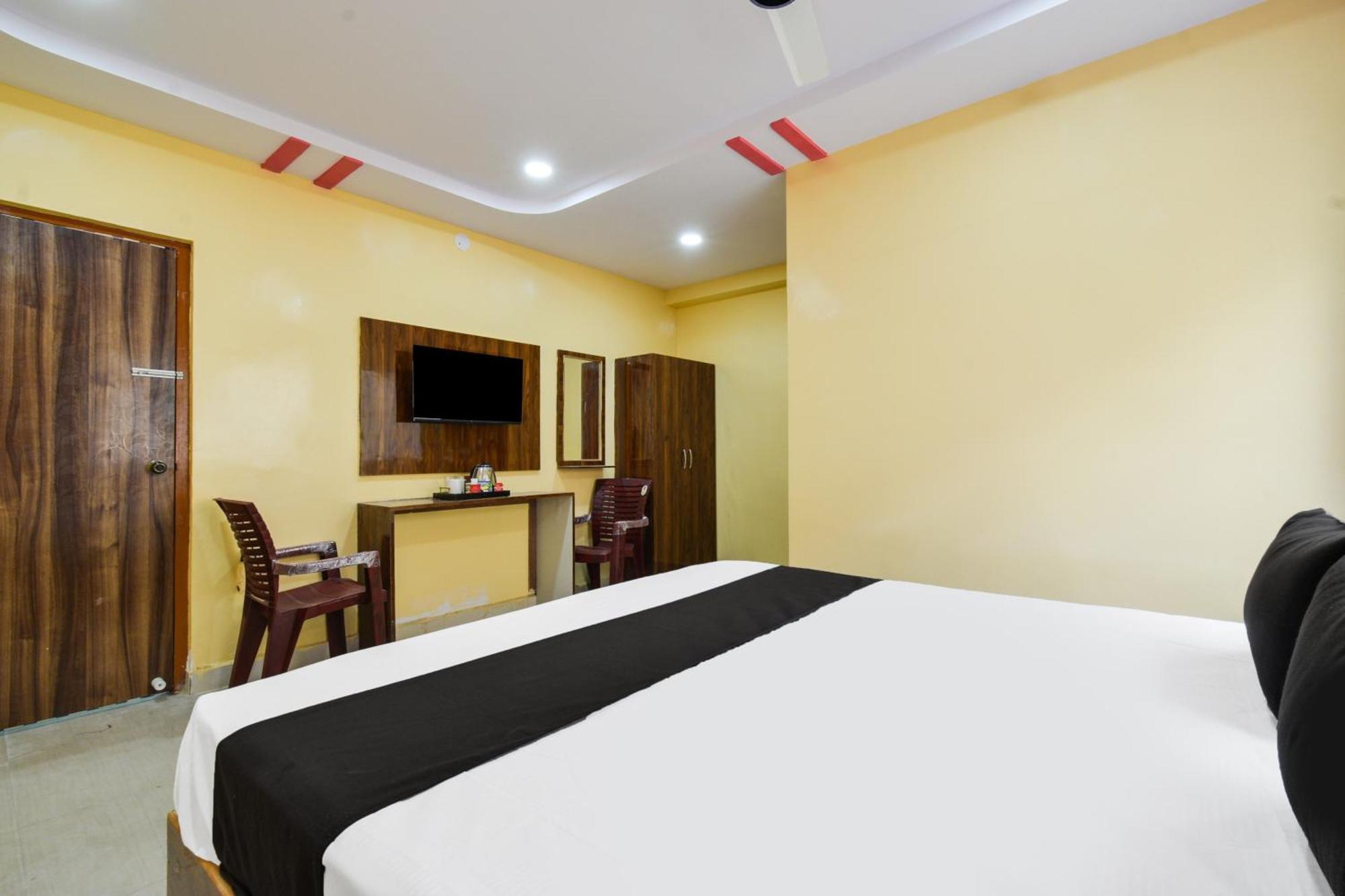 Hotel O Lucky Grand Хайдарабад Экстерьер фото