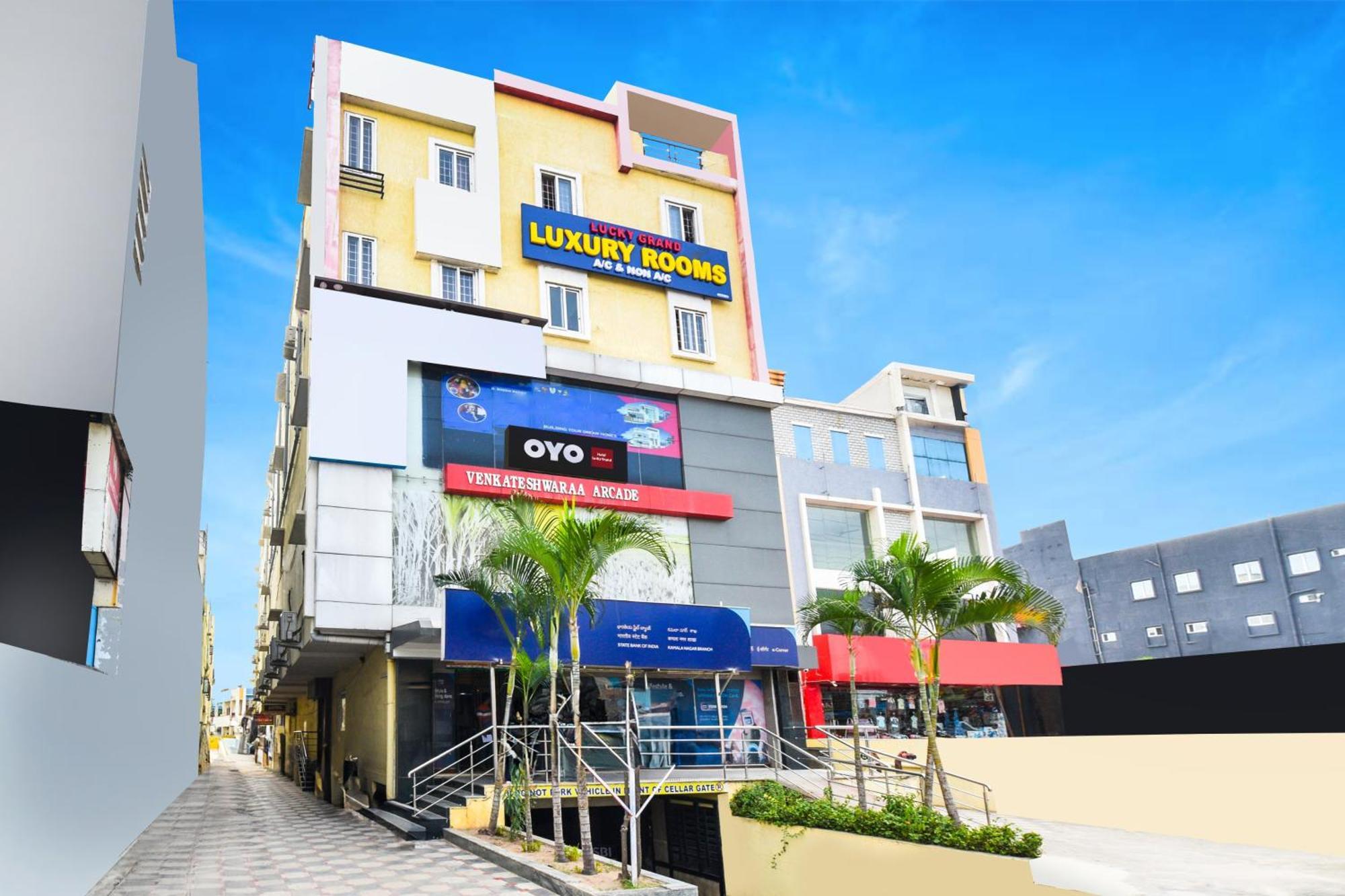 Hotel O Lucky Grand Хайдарабад Экстерьер фото